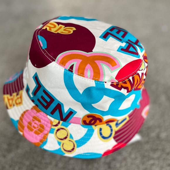 NWT Chanel Street Style Wide-Brimmed Bucket 2023 Multi-Color Small Hat - Picture 2 of 8